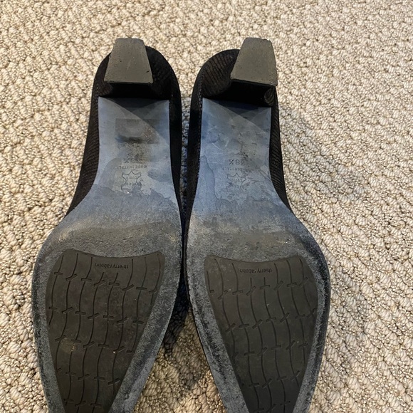 Thierry Rabotin Black Leather Pumps - Picture 8 of 13